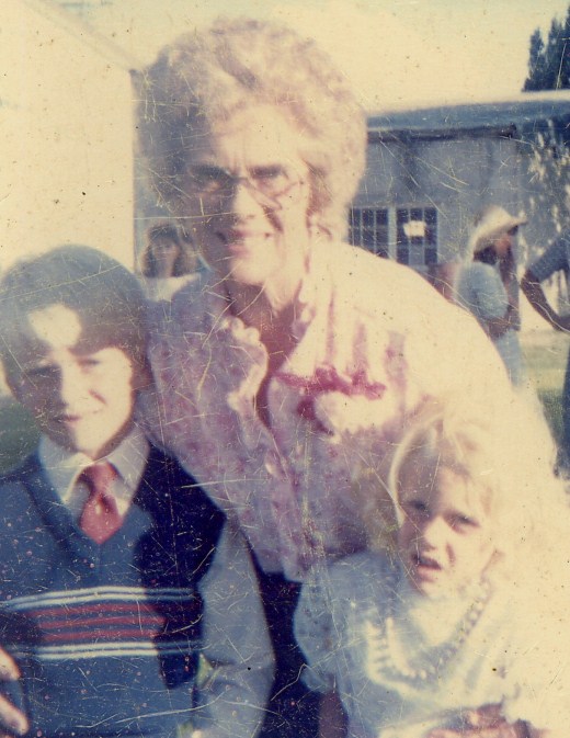 Paul and Andra Ross with Grandma Gladys Ross