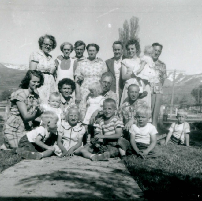 Back(l-r): Doreen Neilson, Martha Coley, Golden Coley, Edna Neilson, Unknown, Gloria Neilson holding unknown child, Olof Neilson.  Middle: Shirley Coley, Joy Coley (baby), Mary Coley, 