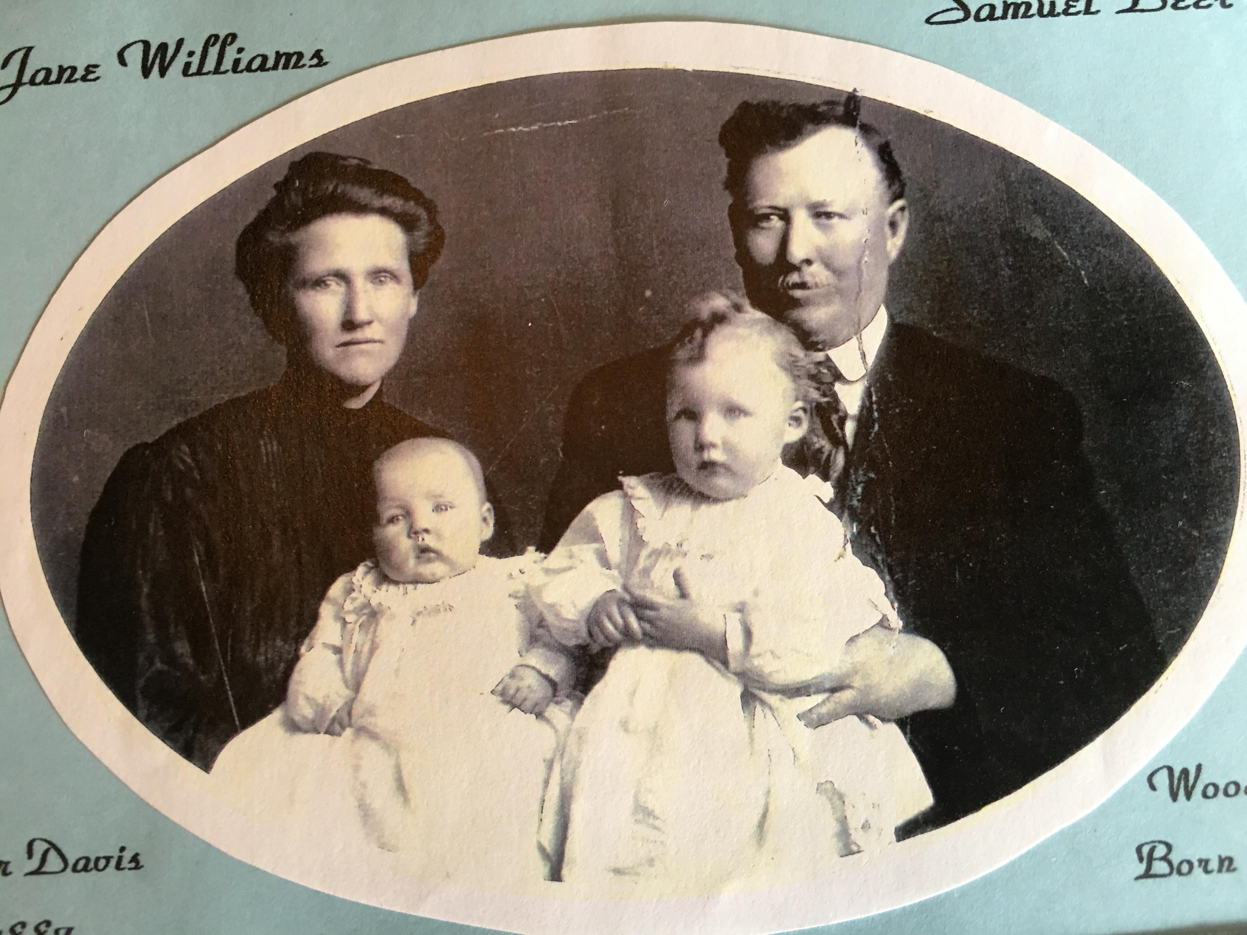 CE3C2ECA-B897-4F05-9255-E5423077950D