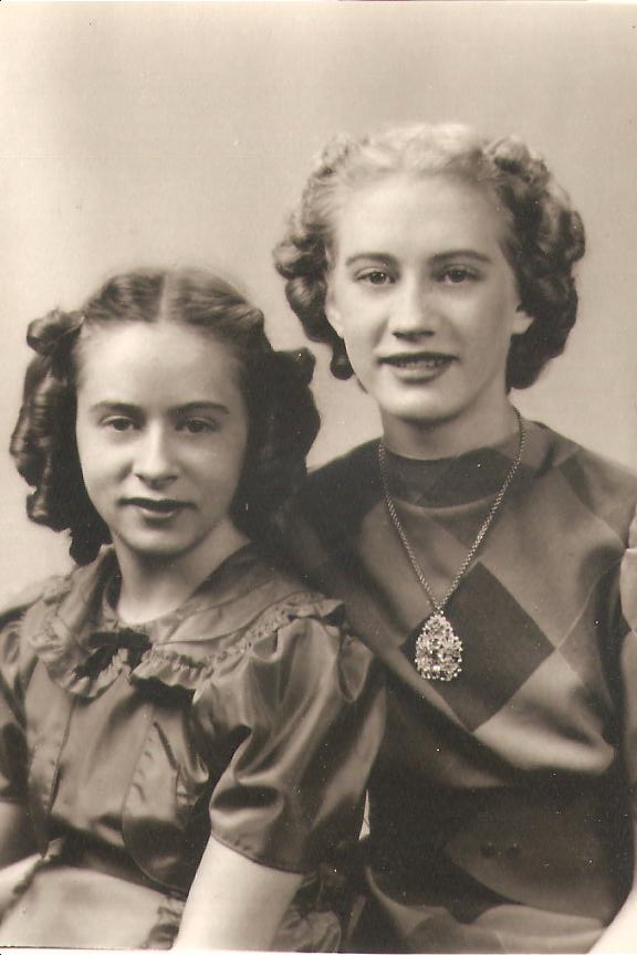 Shirley and Edith Gudmundson