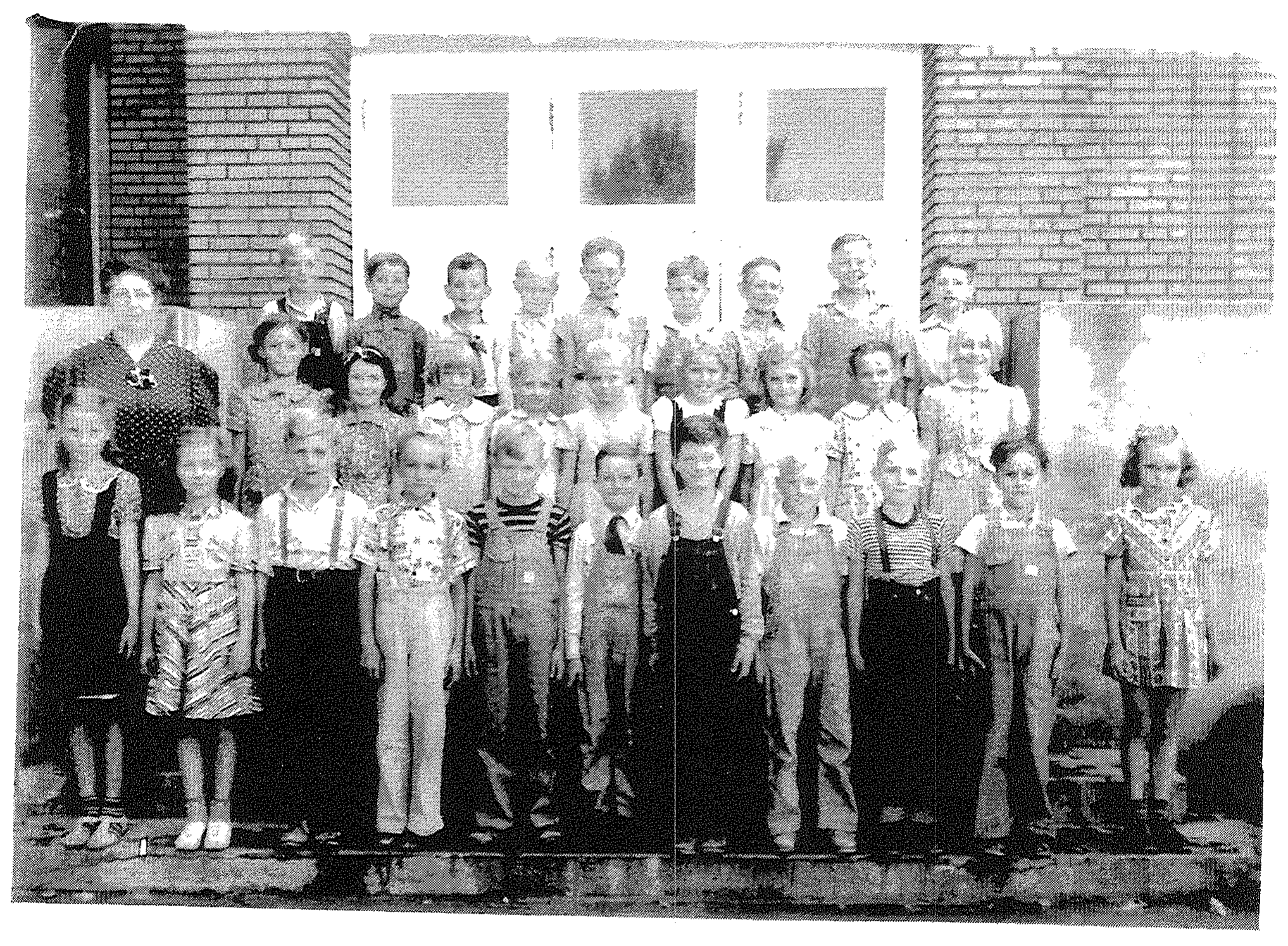 Third grade class photo, 1940-41